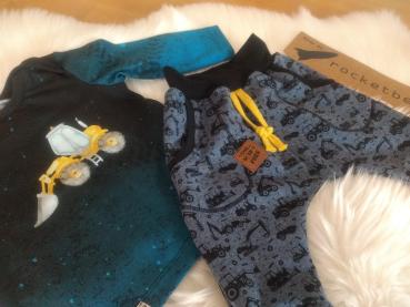 2-teiliges Set aus Langarm-Shirt und Pumphose Bagger Gr. 74